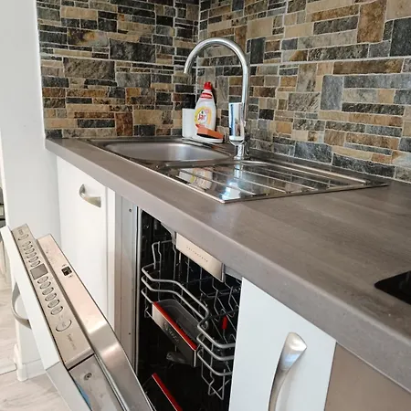 Sag Riazanska 3 Free Wi-fi Bratislava