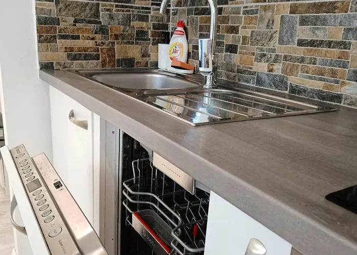 Sag Riazanska 3 Free Wi-fi Bratislava